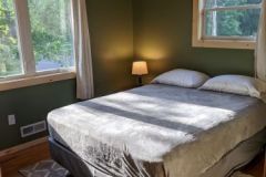 C12-Queen-Bed